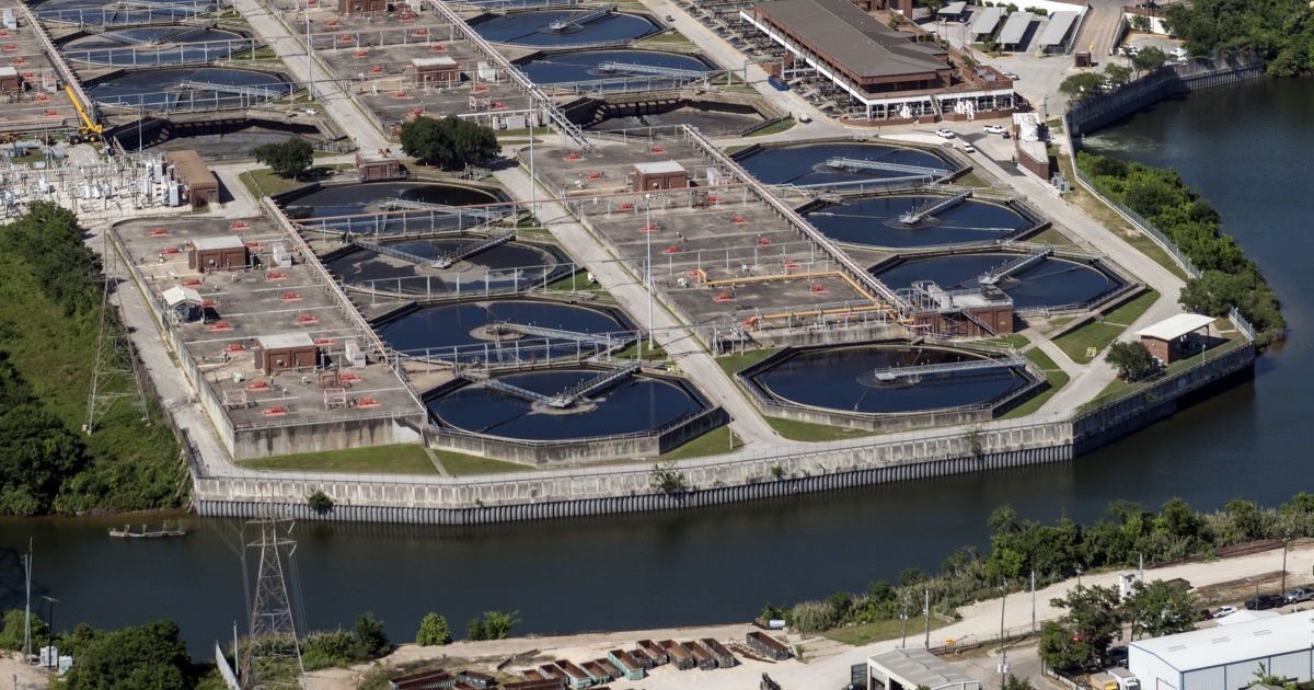 Energy facility subject to SPCC Rule compliance with thickeners shown along the Houston, Texas Ship Channel